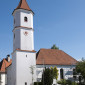 St. Jakobskirche vom Burlafinger Dorfplatz aus